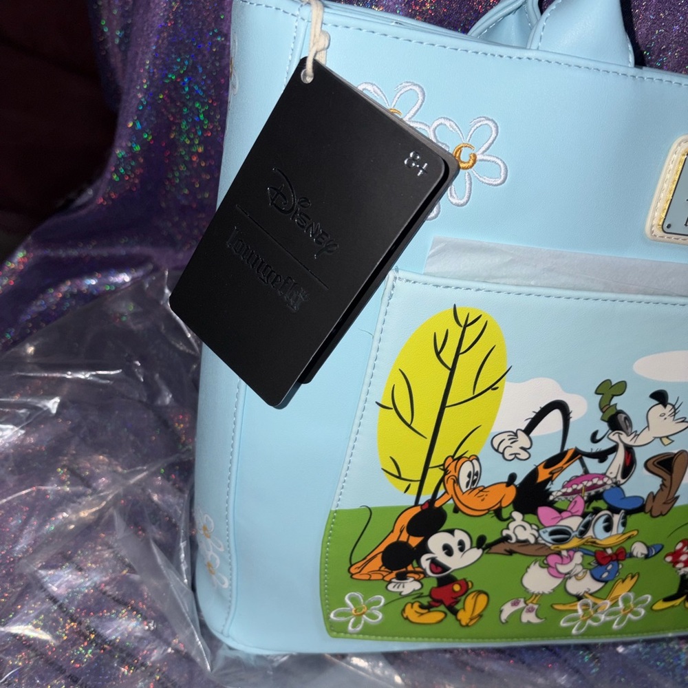 Mickey & Friends Park Day Convertible Loungefly - Picture 2 of 8